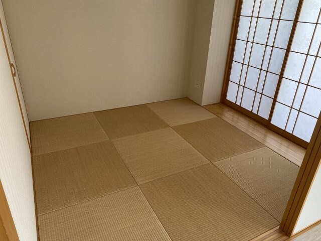 プラウディアコート糸満西川の物件内観写真