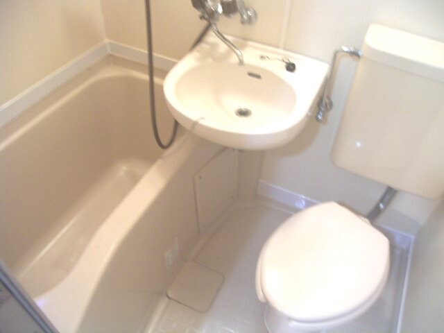 ローズアパートD棟の物件内観写真