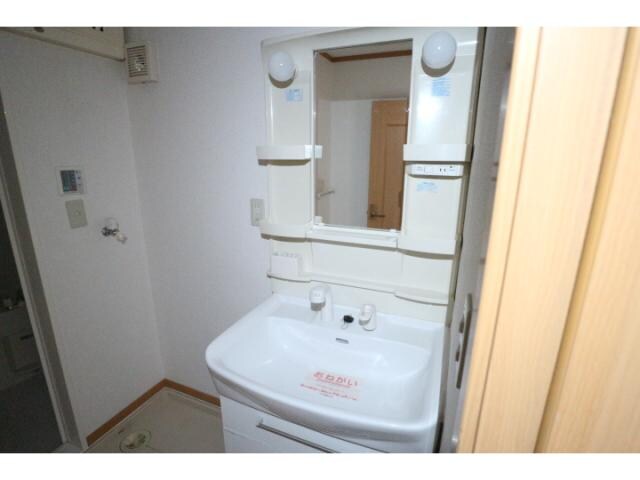 清水駅 バス15分  下野下下車：停歩6分 2階の物件内観写真