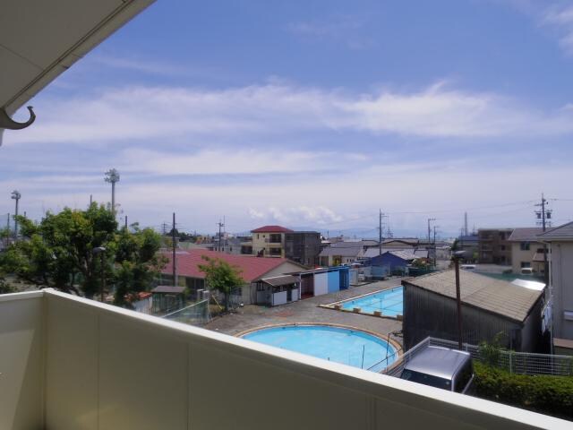 由比駅 バス8分  由比北田下車：停歩5分 2階の物件内観写真