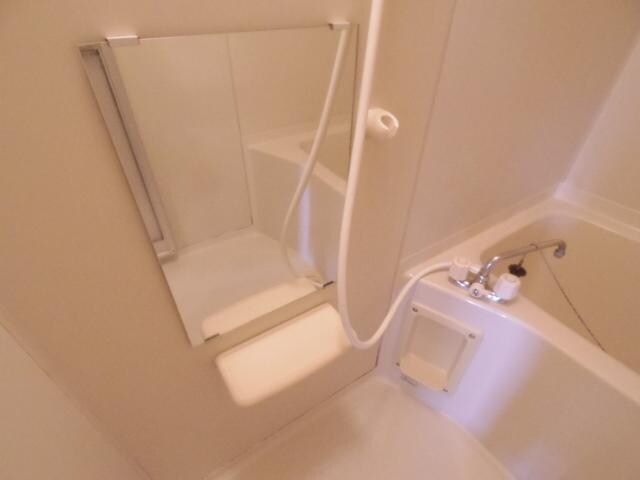 由比駅 バス8分  由比北田下車：停歩5分 2階の物件内観写真