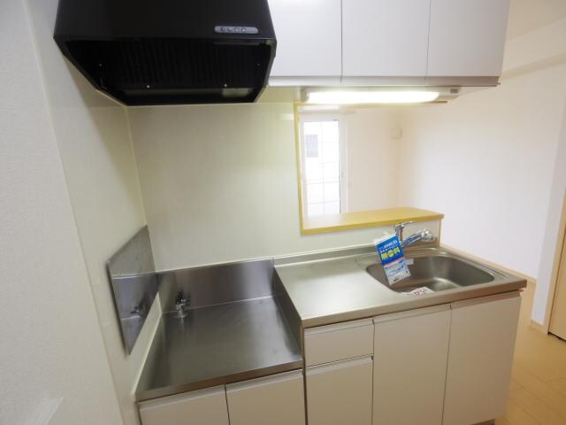 清水駅 バス13分  第六中学校前下車：停歩3分 2階の物件内観写真