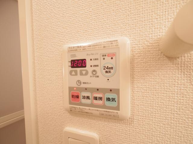 清水駅 バス13分  第六中学校前下車：停歩3分 2階の物件内観写真