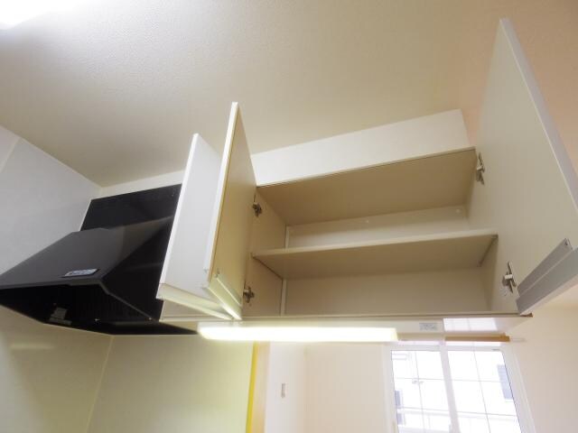 清水駅 バス13分  第六中学校前下車：停歩3分 2階の物件内観写真