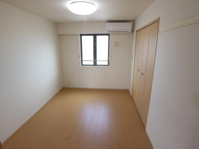 清水駅 バス9分  クミアイ化学前下車：停歩15分 3階の物件内観写真