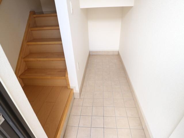 清水駅 バス9分  クミアイ化学前下車：停歩15分 3階の物件内観写真