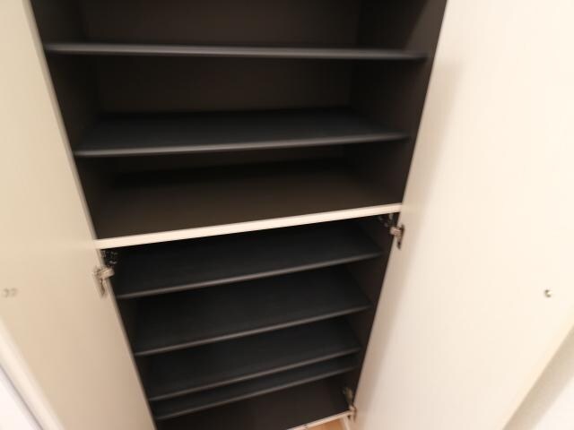 清水駅 バス9分  クミアイ化学前下車：停歩15分 3階の物件内観写真