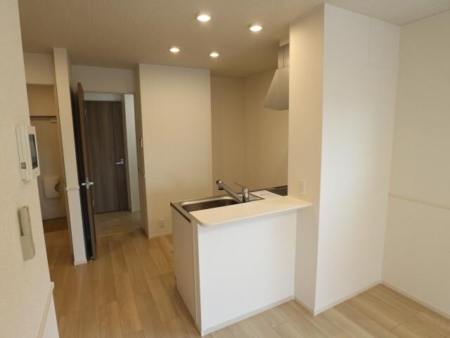 新清水駅 バス23分  白浜町下車：停歩9分 1階の物件内観写真