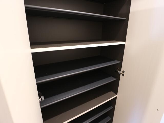 新清水駅 バス23分  白浜町下車：停歩9分 1階の物件内観写真