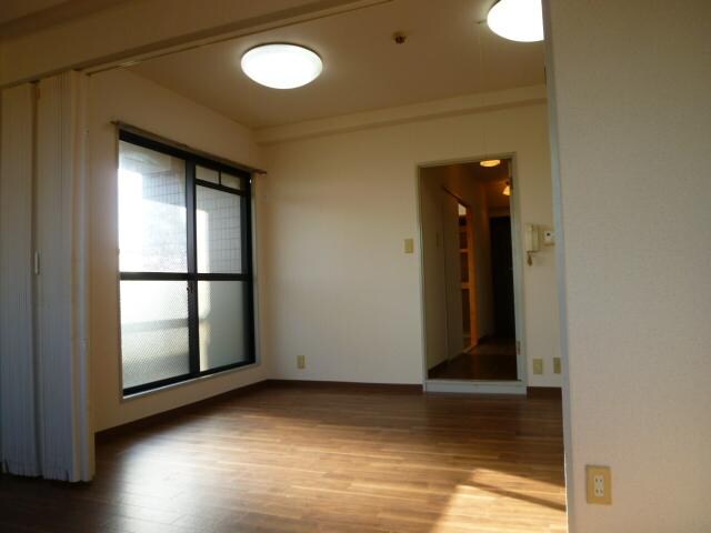 日生ビルの物件内観写真