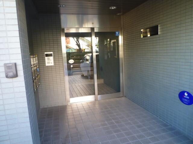 メゾンラフィーネの物件外観写真