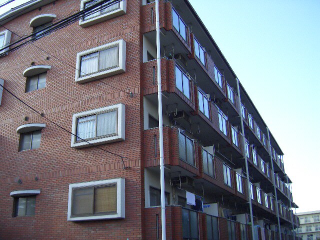 ロイヤル千里丘の物件外観写真