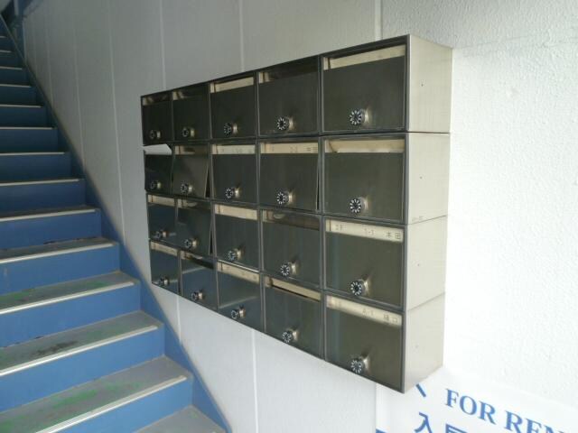 マンション真砂の物件外観写真