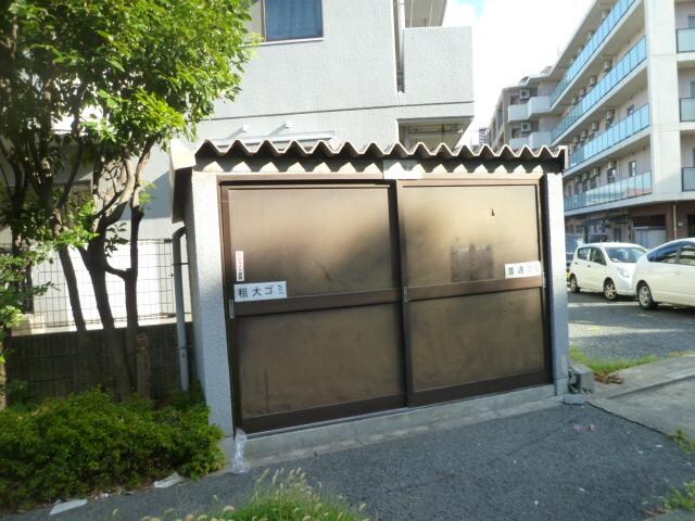 グランデージ千里の物件外観写真