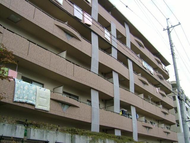 千里オークプライズの物件外観写真