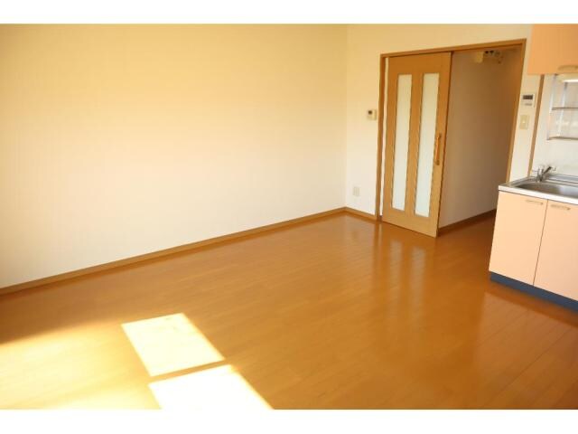 トレステーラ宇佐中央の物件内観写真