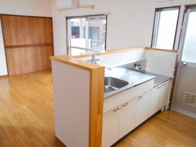 コーポ佐藤の物件内観写真