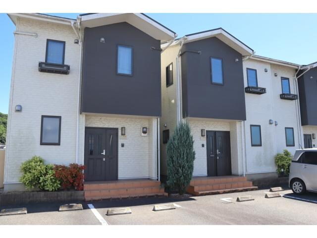 アップル・ソ・ロッテの物件外観写真