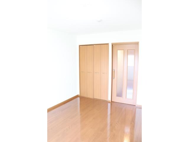 中津駅 車移動5分  4km 2階の物件内観写真