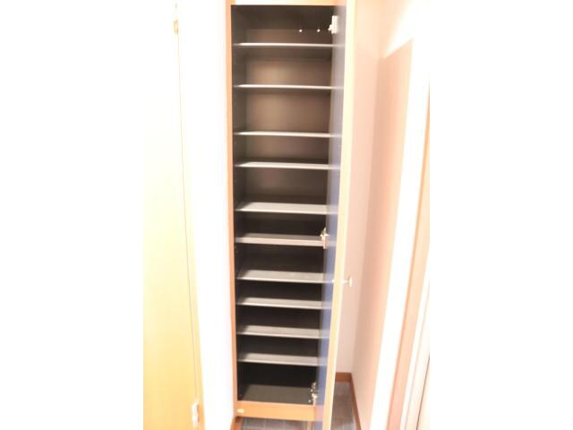 中津駅 車移動5分  4km 2階の物件内観写真