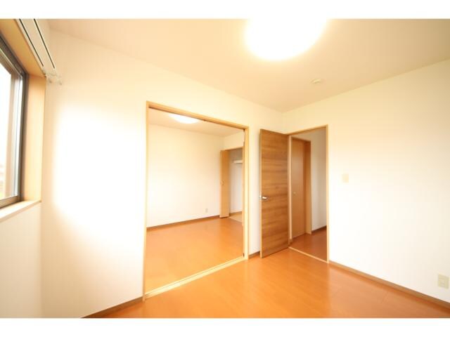 中津駅 車移動3分  3km 1-2階の物件内観写真