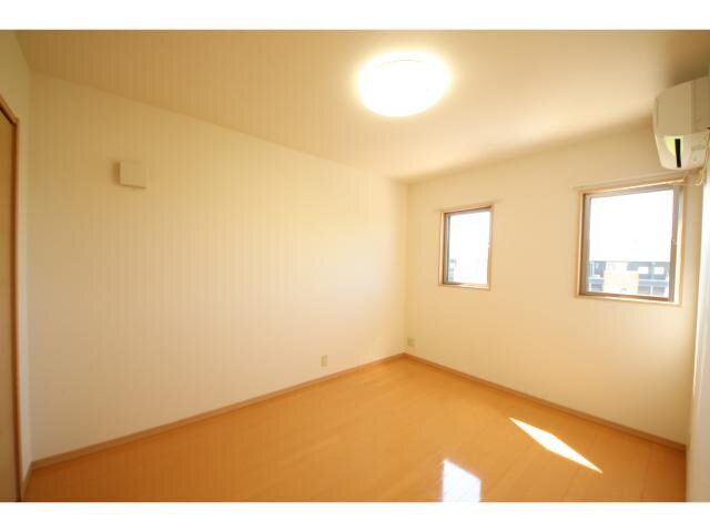 中津駅 車移動3分  3km 1-2階の物件内観写真