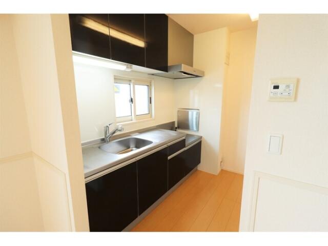 中津駅 車移動3分  2km 2階の物件内観写真