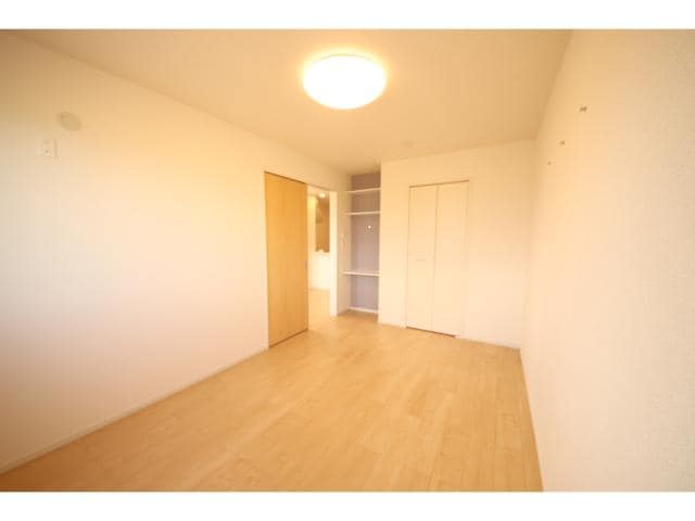 中津駅 バス13分  園田下車：停歩7分 2階の物件内観写真