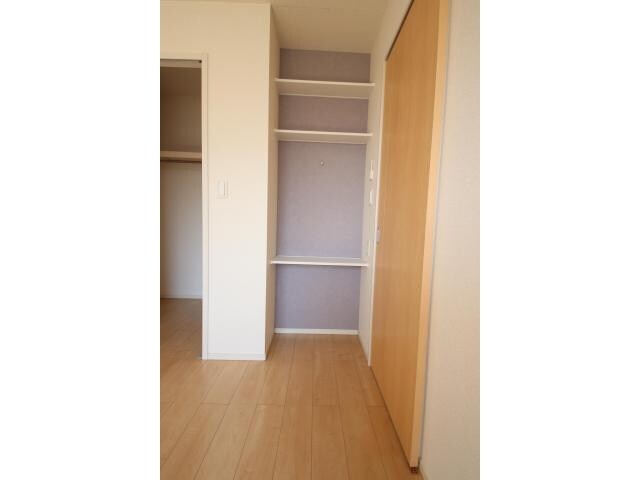 中津駅 バス13分  園田下車：停歩7分 2階の物件内観写真