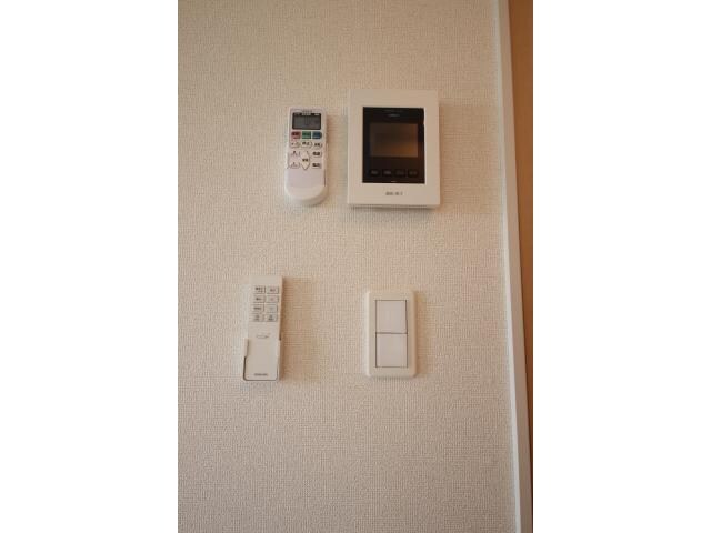 中津駅 バス13分  園田下車：停歩7分 2階の物件内観写真