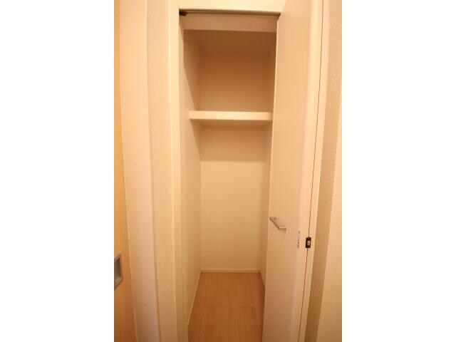 中津駅 バス13分  園田下車：停歩7分 2階の物件内観写真