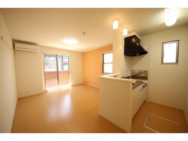 中津駅 バス6分  宝蔵寺入口下車：停歩11分 1階の物件内観写真