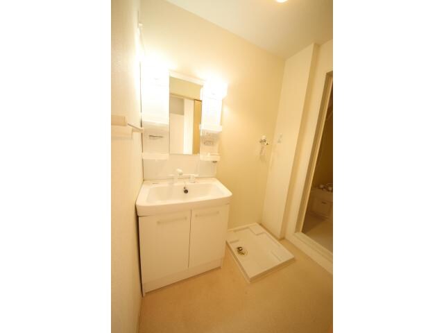 中津駅 バス6分  宝蔵寺入口下車：停歩11分 1階の物件内観写真