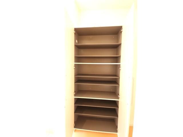 中津駅 バス6分  宝蔵寺入口下車：停歩11分 1階の物件内観写真