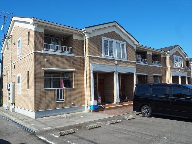 グリーンフィールドの物件外観写真