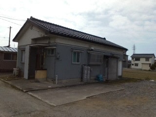 川岸住宅の物件外観写真