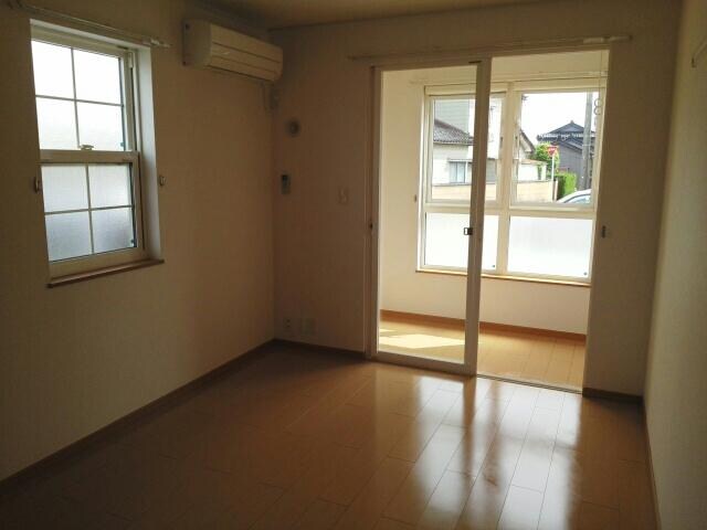 ルーチェボヌールの物件内観写真