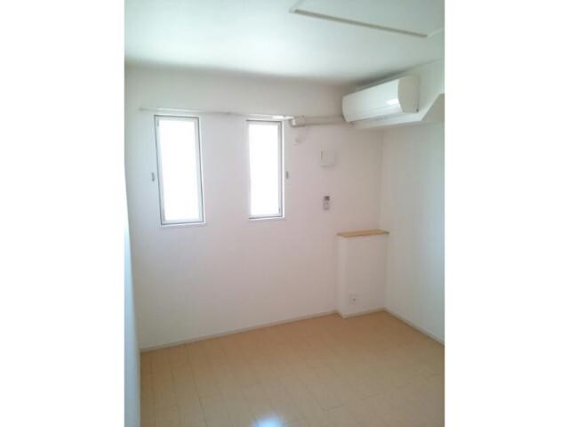 トラント・ドゥ・リスKの物件内観写真