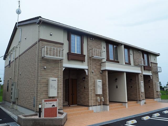 ドゥ・ステージアⅤの物件外観写真