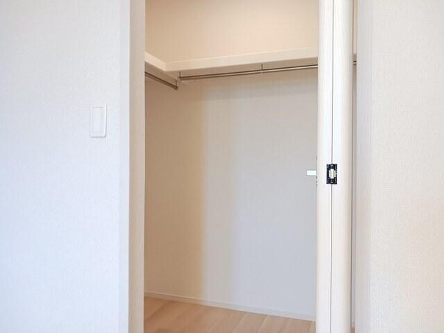 アムールEの物件内観写真