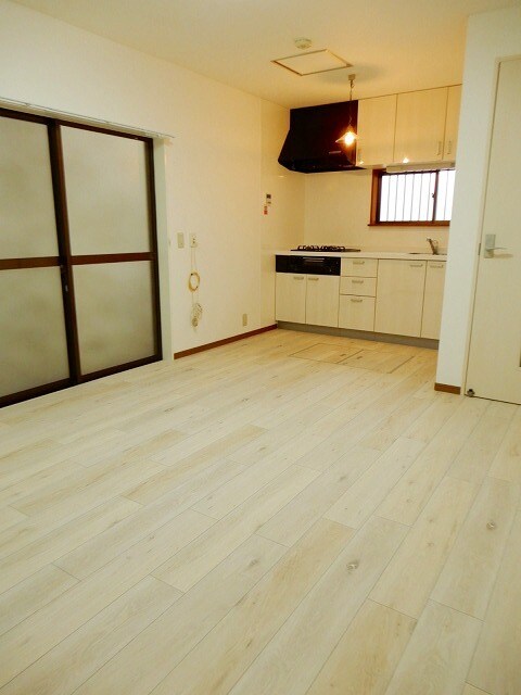 若林一丁目戸建の物件内観写真