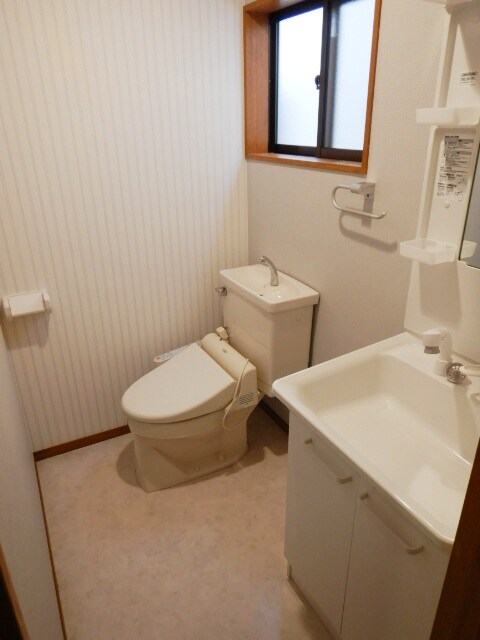 若林一丁目戸建の物件内観写真