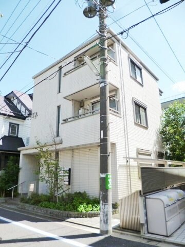 Ｋ－フラット下馬の物件外観写真