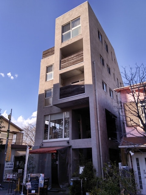 QG三軒茶屋の物件外観写真