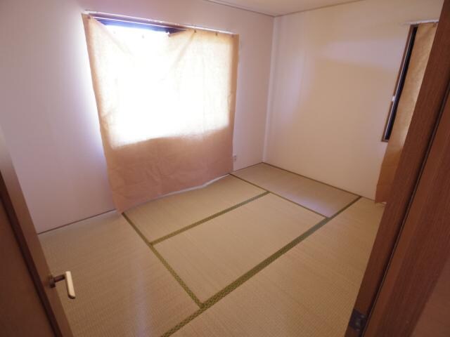 奈良駅 バス15分  州見橋東下車：停歩2分 2階の物件内観写真