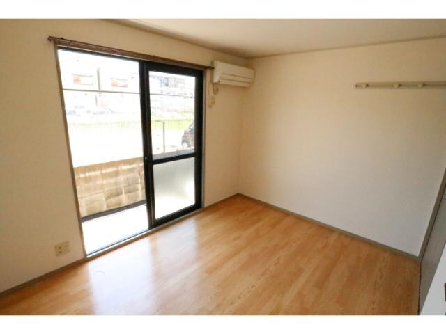 奈良県奈良市三条栄町ハイツ 1階の物件内観写真