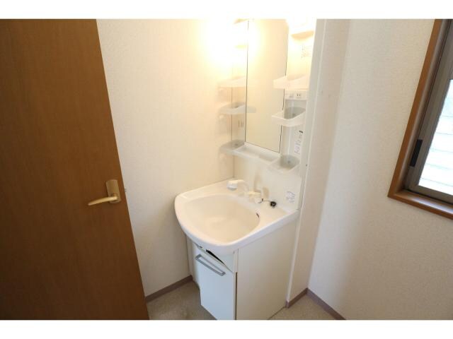 近鉄奈良駅 バス10分  南方町下車：停歩2分 1階の物件内観写真