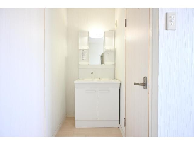 奈良駅 バス10分  大安寺下車：停歩10分 3階の物件内観写真