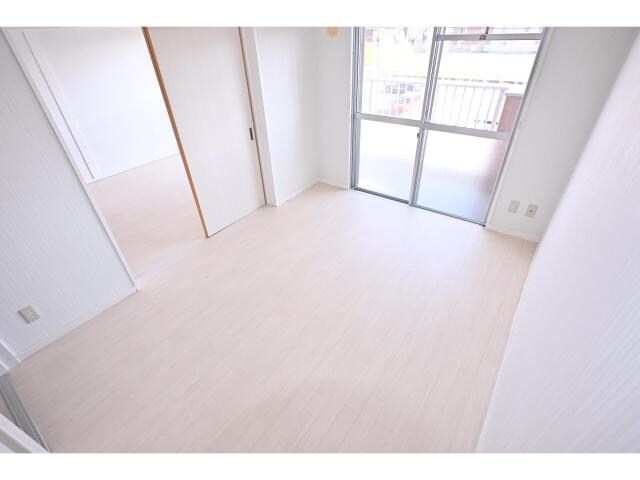 奈良駅 バス10分  大安寺下車：停歩10分 3階の物件内観写真