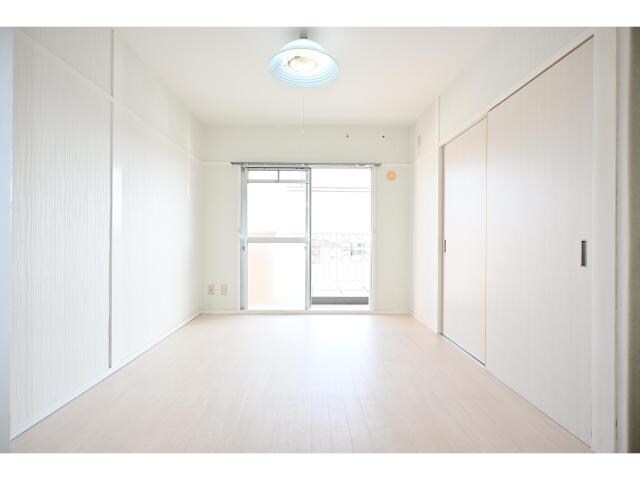 奈良駅 バス10分  大安寺下車：停歩10分 3階の物件内観写真